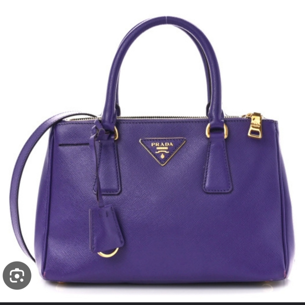Prada galleria saffiano bag